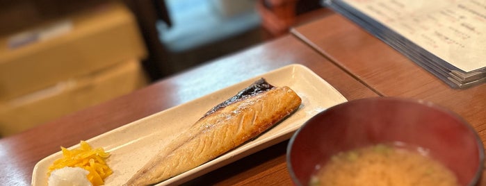 魚の旨い店 池袋店 is one of 気になる飯屋・1つ目.