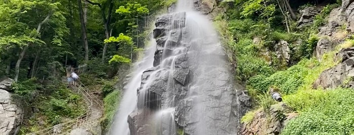 Trusetaler Wasserfall is one of Orte, die Kristin gefallen.