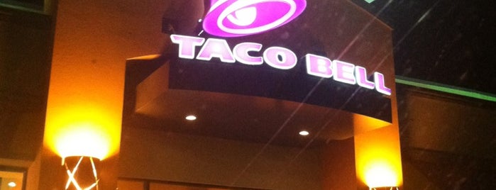 Taco Bell is one of V : понравившиеся места.