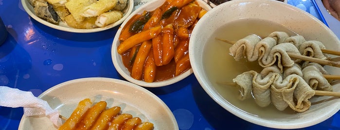 Pungnyeon Spicy Tteokkboki is one of Best in Seoul.