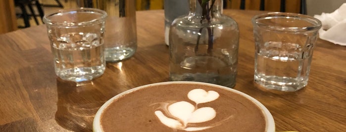 Smena Cafe is one of Posti che sono piaciuti a Marina.