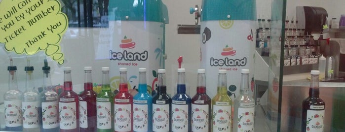 IceLand Shaved Ice is one of Locais curtidos por Kim.