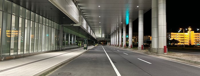 International Terminal is one of 空港　ラウンジ.