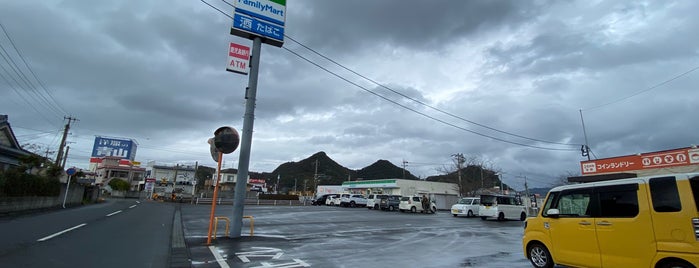 ファミリーマート 姶良東餅田店 is one of 姶良市.