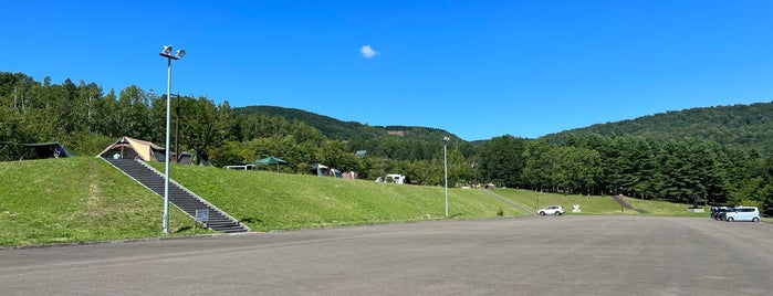 エルム高原家族旅行村 is one of キャンプ場.