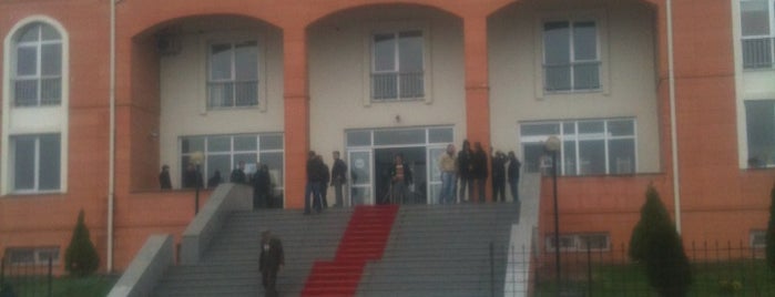 Çarşamba Adalet Sarayı is one of Defne'nin Beğendiği Mekanlar.
