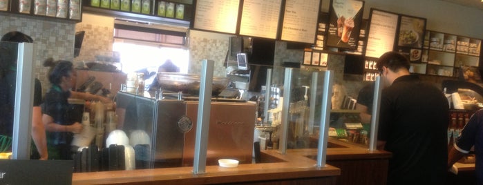 Starbucks is one of Orte, die Michael gefallen.