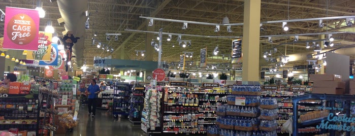 Whole Foods Market is one of Califórnia.