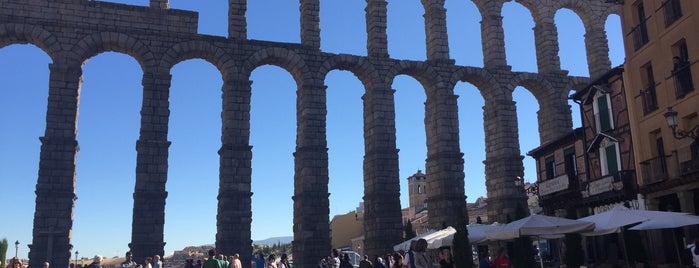 Aqueduct of Segovia is one of New 4SQ Discoveries.