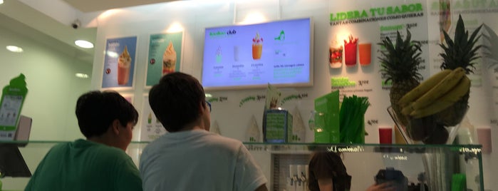 Llaollao is one of Angel’s Liked Places.