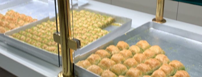 Hitit Baklava is one of Kahvaltı,Cafe İZMİR.