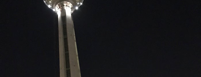 Milad Tower | برج میلاد is one of Orte, die Stanley gefallen.