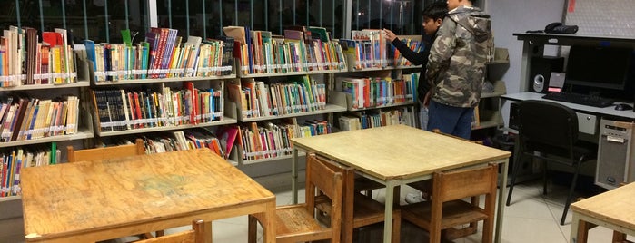 Biblioteca Carlos Fuentes is one of Break.