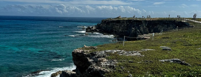Parque Escultorico y las Ruinas de Ixchel is one of Quintana Roo.