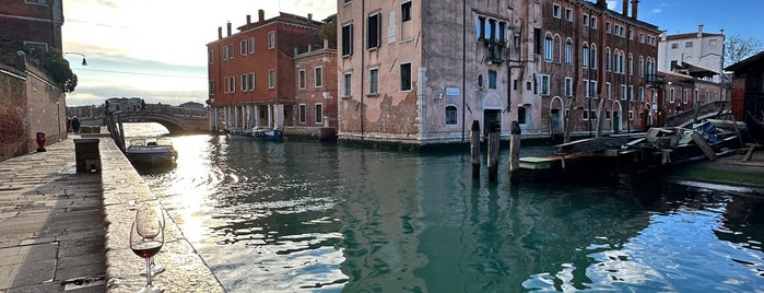 Venedik - Venezia is one of Tempat yang Disukai Miguel.
