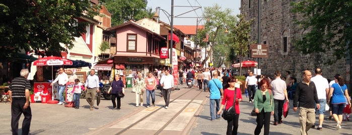 Apolyont Han is one of Bursa Tarihi Yerleri ve Mekanları.