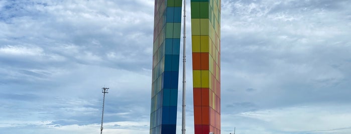 La Ventana al Mundo is one of Barranquilla, Colombia.