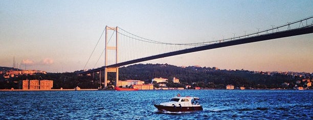 Boğaziçi Köprüsü is one of yedim içtim gezdim.