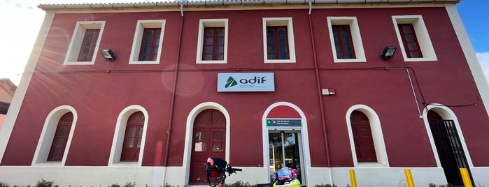Estación de Ontinyent is one of Principales Estaciones ADIF.