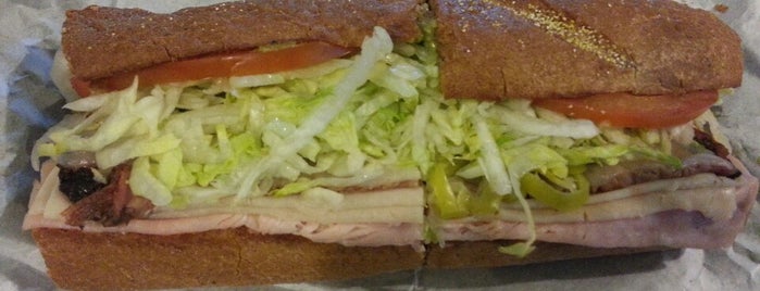 Subs Cafe is one of Locais curtidos por Anita.