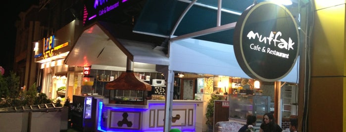 Mutfak Cafe & Restaurant is one of Tempat yang Disukai Kübranur.