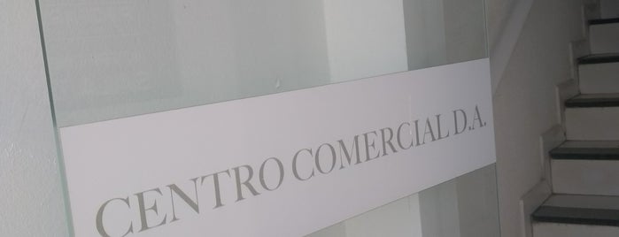 Centro Comercial D.A. is one of Lugares em Ilhota.