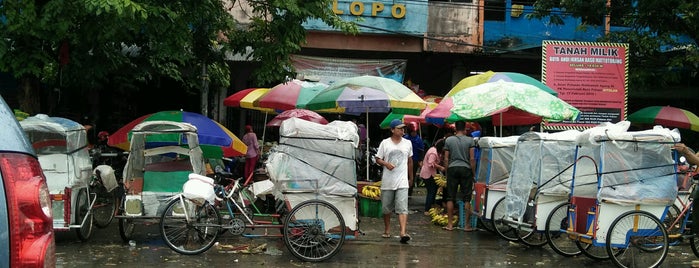 Pasar Sentral Palopo is one of All-time favorites in Indonesia.