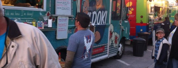 Downtown Lakeland Food Truck Rally is one of สถานที่ที่บันทึกไว้ของ Kimmie.