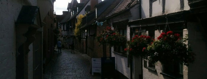 Ledbury is one of Tempat yang Disukai Roger.