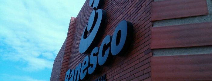Banesco Av La 40 is one of Puntos.