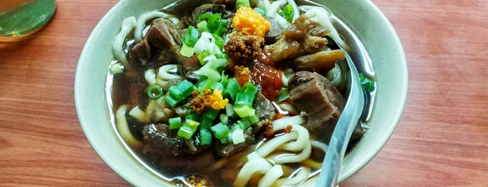 Fuhong Beef Noodles is one of สถานที่ที่ Andre ถูกใจ.