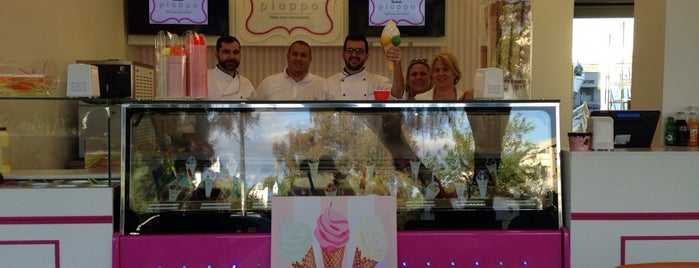 Gelato Pioppo is one of Burcu’s Liked Places.
