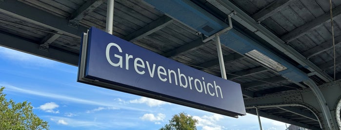 Bahnhof Grevenbroich is one of Bahnhöfe.