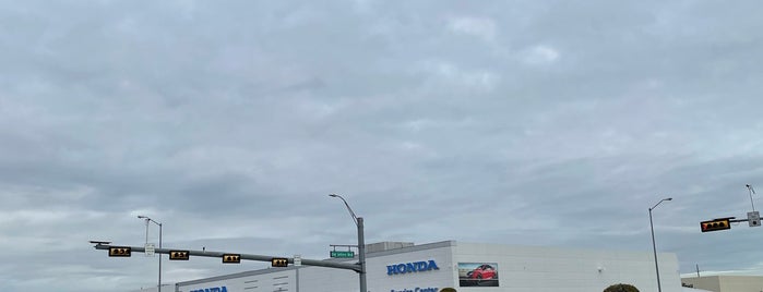 Round Rock Honda Service Center is one of Shopping/Services.