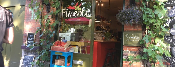 Pimento is one of Antwerpen.