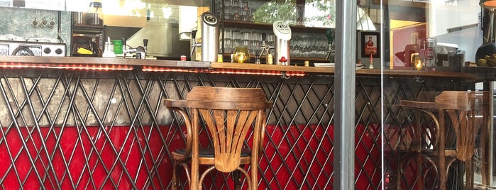 Café Nöö is one of Lugares favoritos de Mostafa.