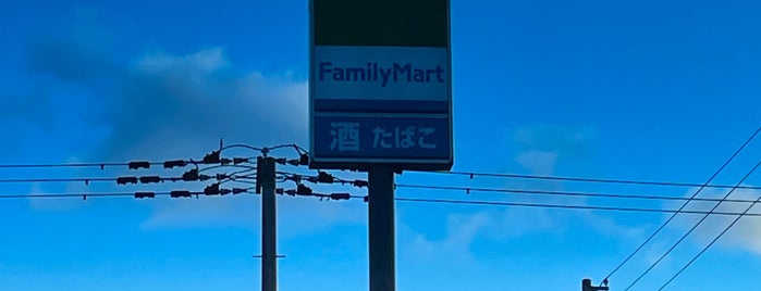 FamilyMart is one of 札幌のファミマ.