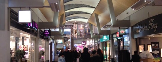 Alexandrium Shopping Center is one of Rotterdam.