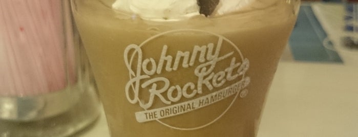Johnny Rockets is one of Lieux qui ont plu à Jose luciano.