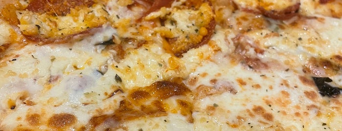 Domino's Pizza is one of Niterói.