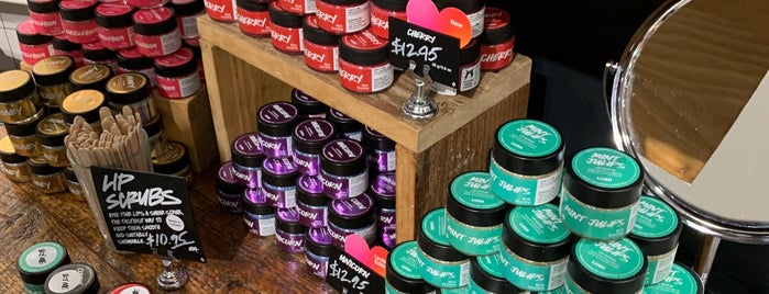 Lush is one of Lush, Mama Roxy-style.