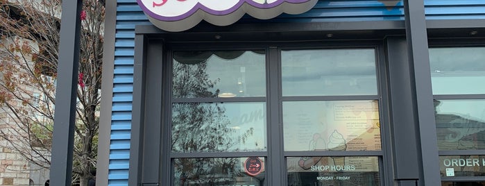 Southwest Soda Pop Shop is one of Ice Cream & Gelato 🍦.