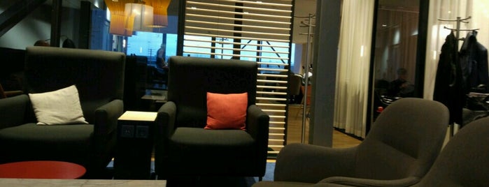 SAS EuroBonus Gold Lounge is one of Tempat yang Disukai Håkan.