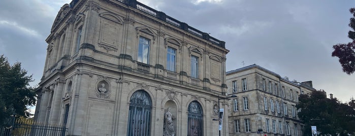 Jardins de la Mairie is one of Bordeaux Landmarks.