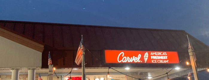 Carvel is one of สถานที่ที่ Lizzie ถูกใจ.