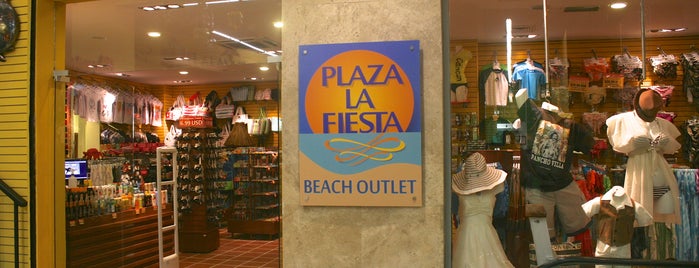 Plaza La Fiesta is one of Directorio.