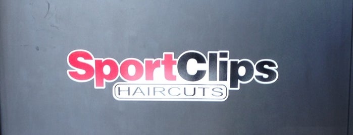 Sport Clips is one of Lieux qui ont plu à Andrew.