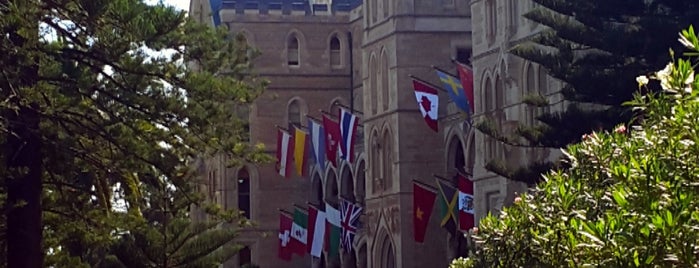International College Of Management, Sydney is one of Tempat yang Disukai Yus.