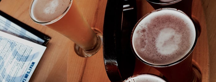 Six Rivers Brewery is one of Posti che sono piaciuti a Nosh.
