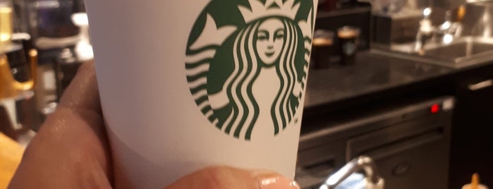 Starbucks is one of Feras'ın Beğendiği Mekanlar.